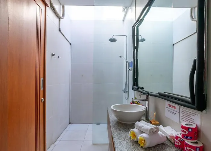 Bali Blue Ii - Two-bedroom Tropical Garden Pool Walking Distance From