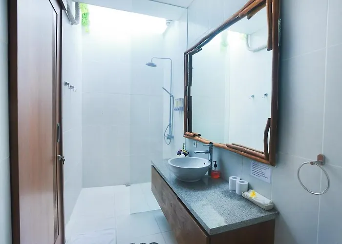 Bali Blue Ii - Two-bedroom Tropical Garden Pool Walking Distance From Villa Seminyak (Bali)