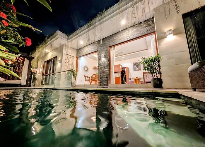 Bali Blue Ii - Two-bedroom Tropical Garden Pool Walking Distance From Seminyak (Bali)