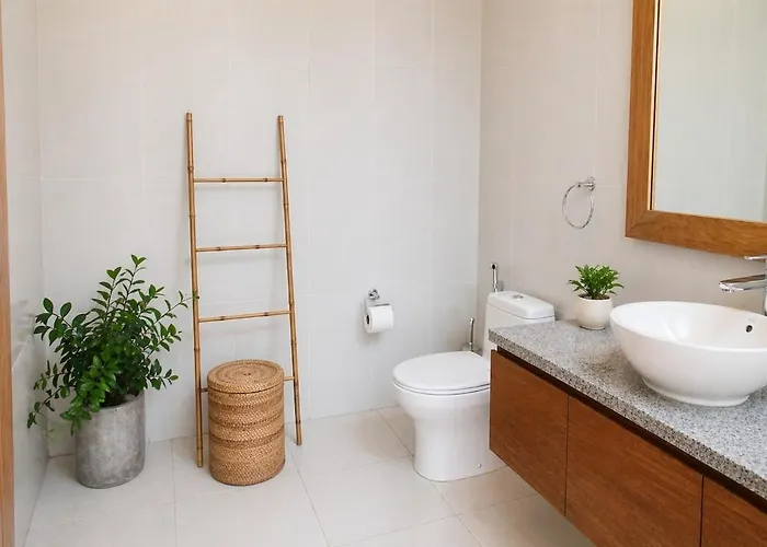 Bali Blue Ii - Two-bedroom Tropical Garden Pool Walking Distance From Villa