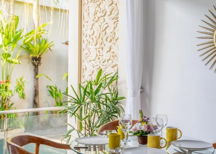 Villa Bali Blue Ii - Two-bedroom Tropical Garden Pool Walking Distance From Seminyak (Bali)