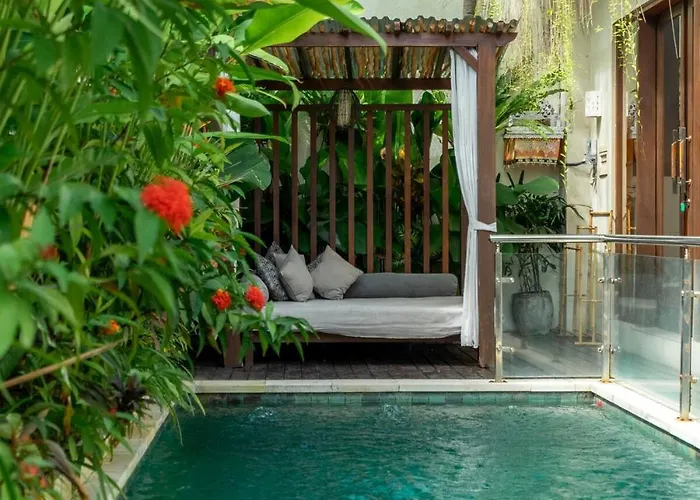 Villa Bali Blue Ii - Two-bedroom Tropical Garden Pool Walking Distance From Seminyak (Bali)