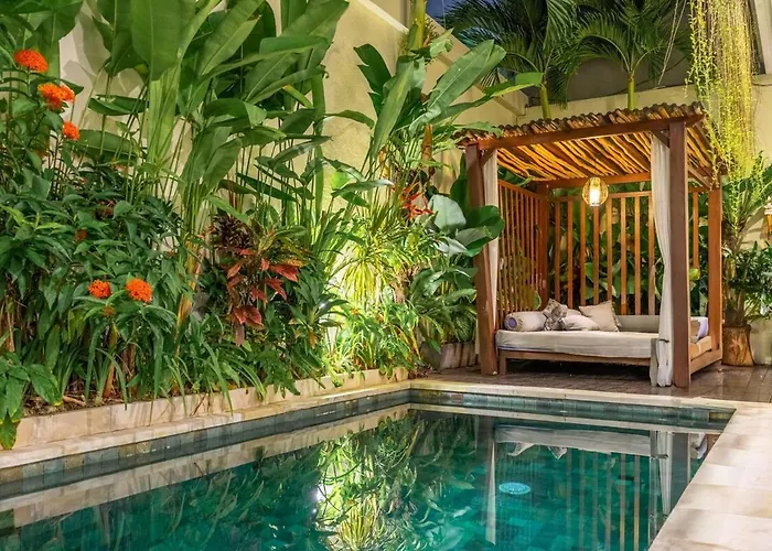 Bali Blue Ii - Two-bedroom Tropical Garden Pool Walking Distance From